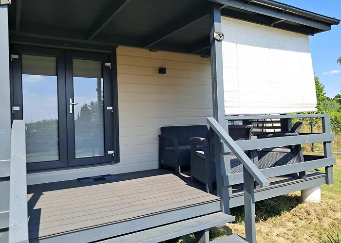 Domek Steklno بيت للعطل Steklno